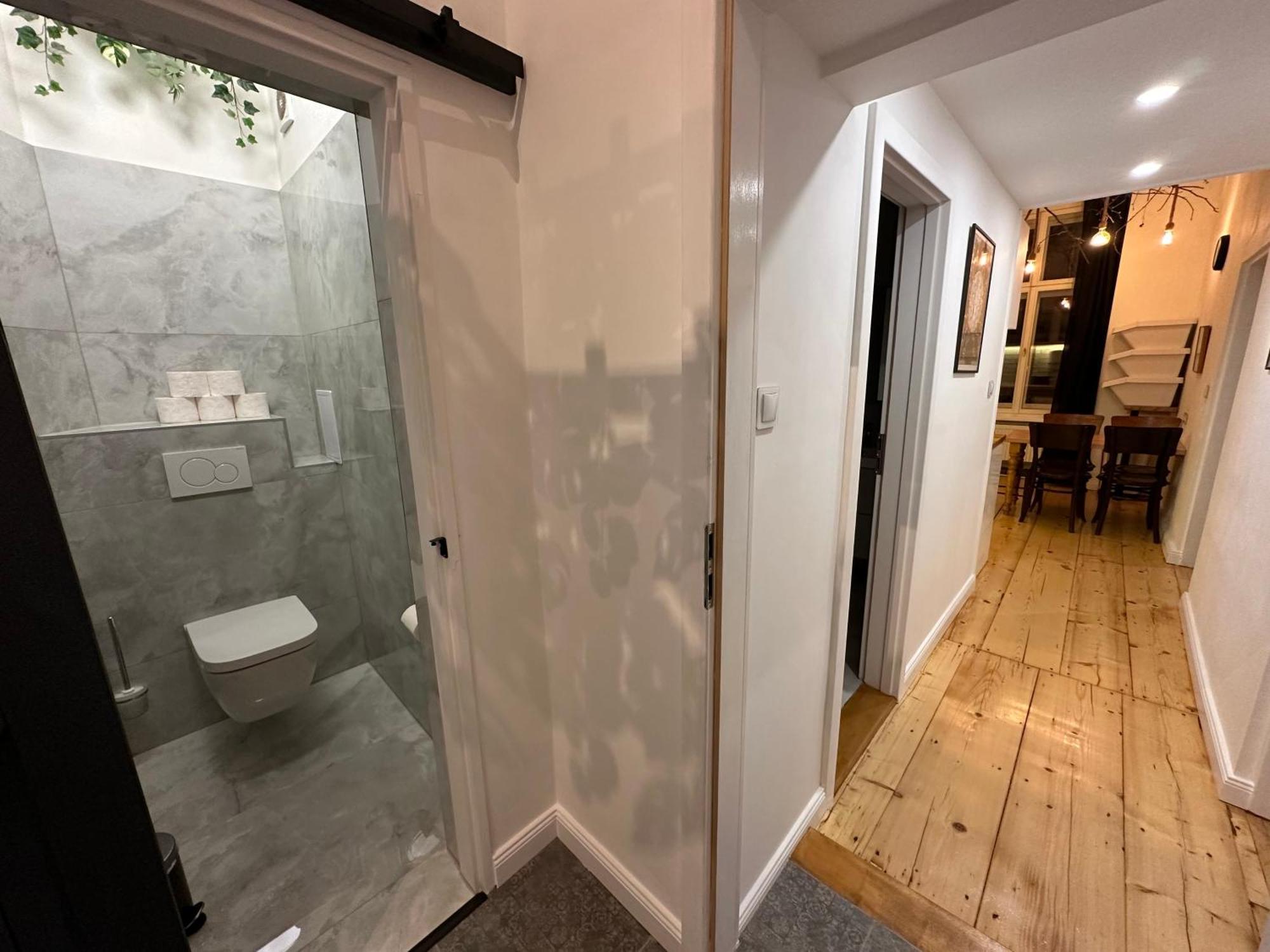 Cozy New Loft Apartment Prag Exteriör bild