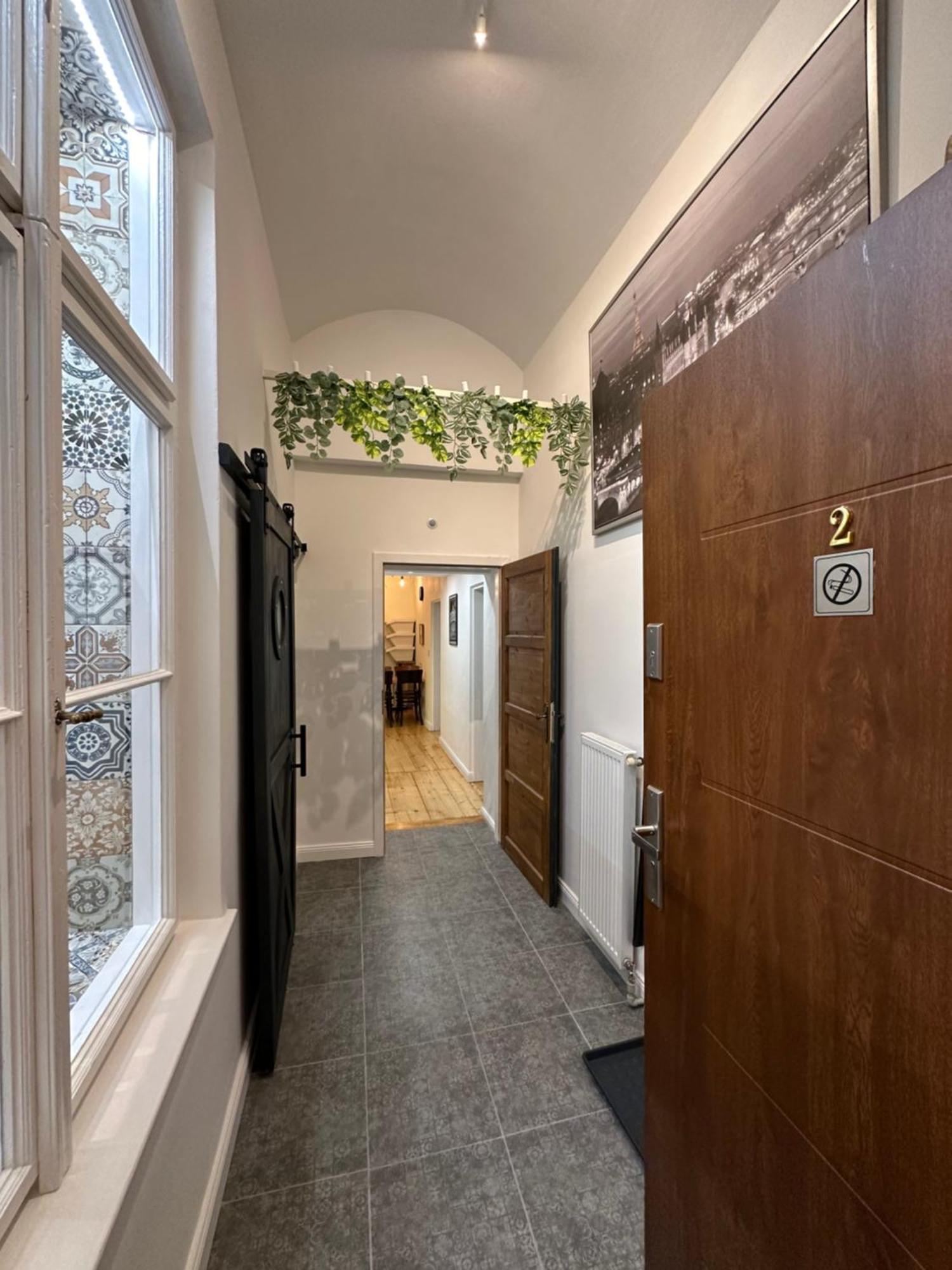 Cozy New Loft Apartment Prag Exteriör bild