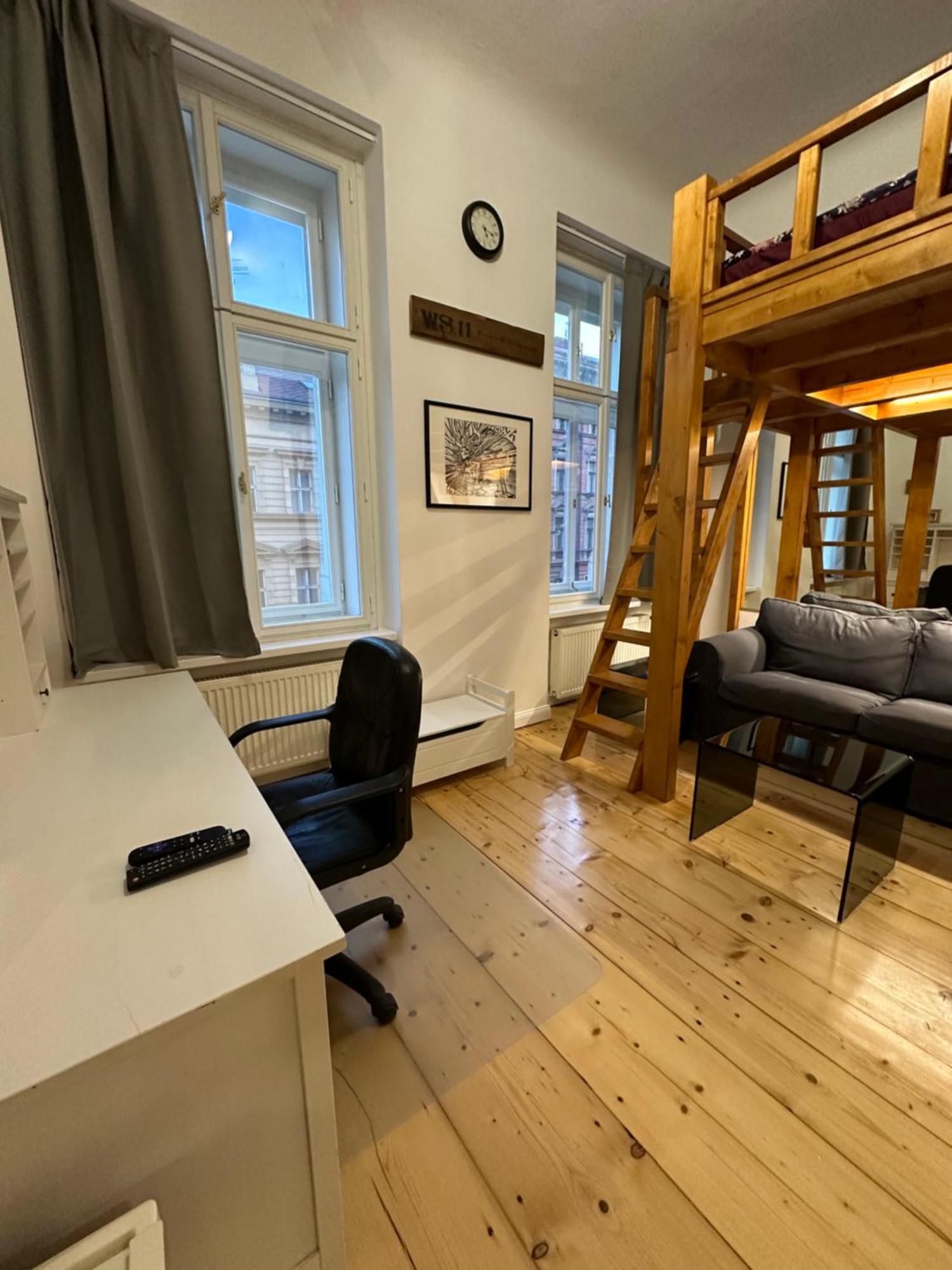 Cozy New Loft Apartment Prag Exteriör bild