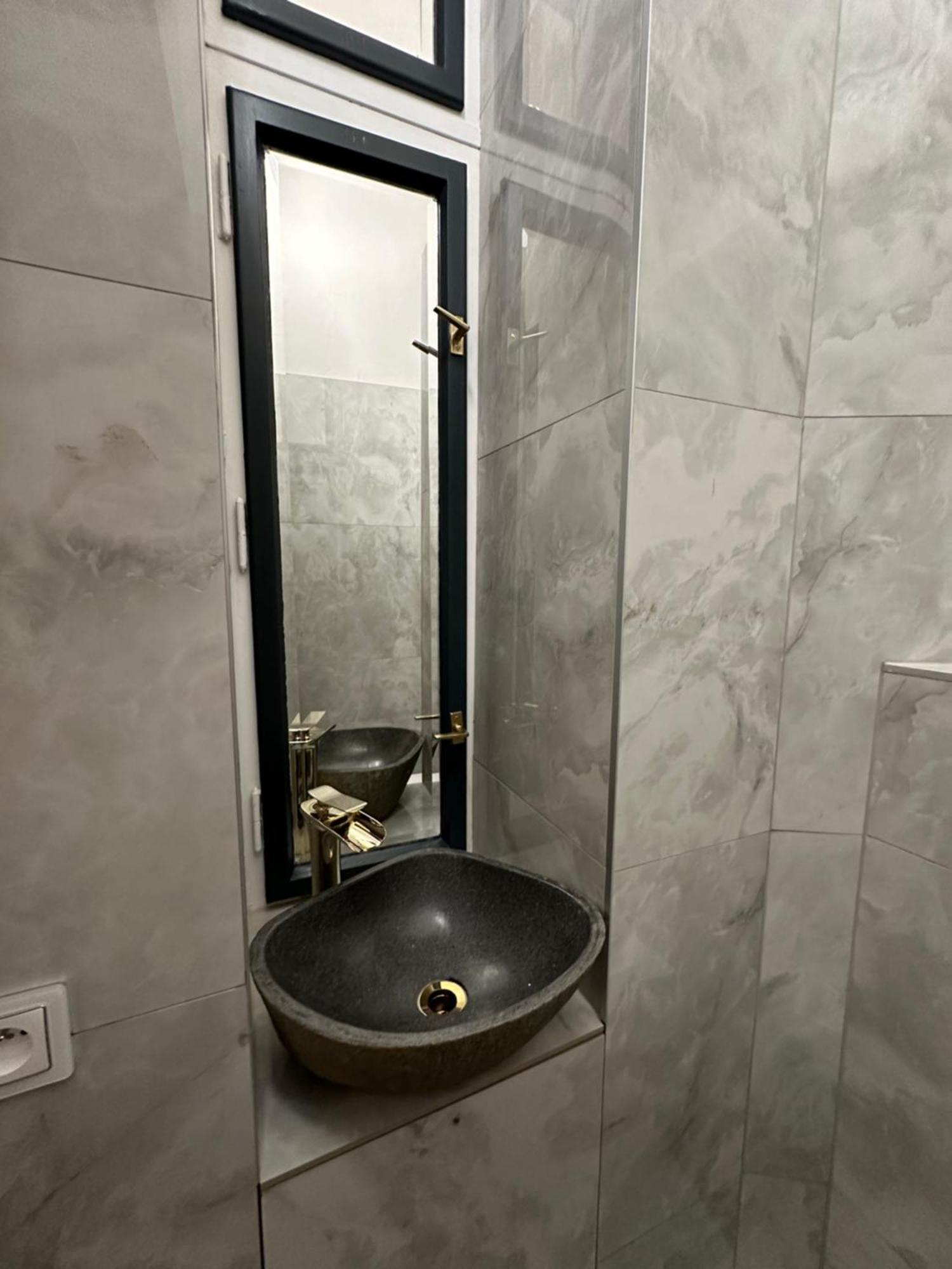 Cozy New Loft Apartment Prag Exteriör bild