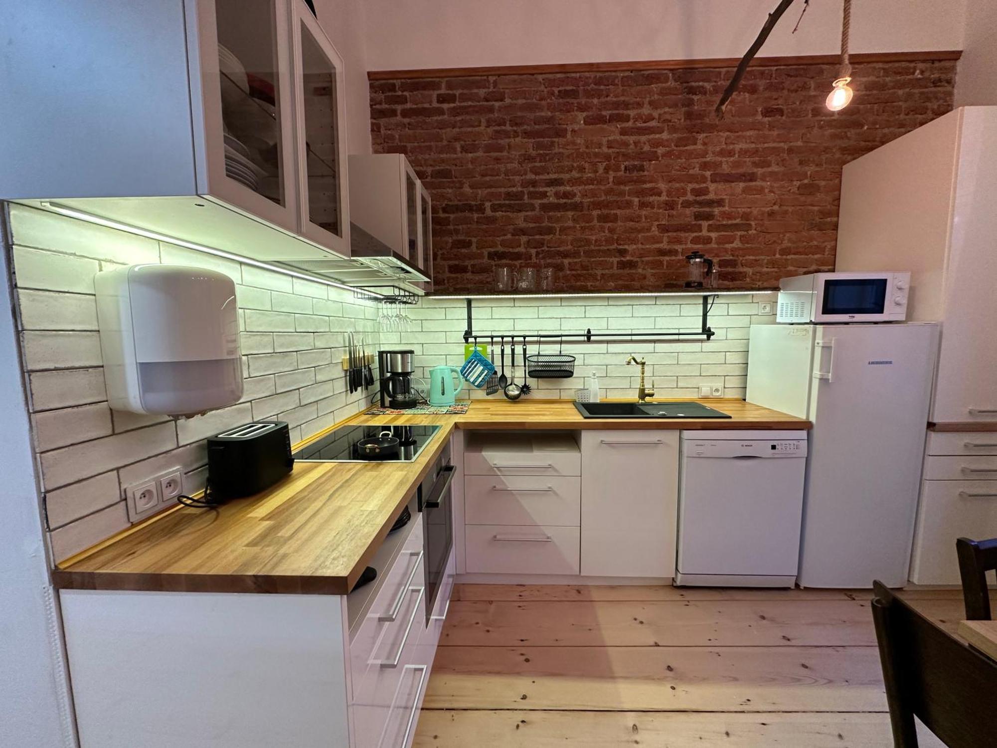 Cozy New Loft Apartment Prag Exteriör bild