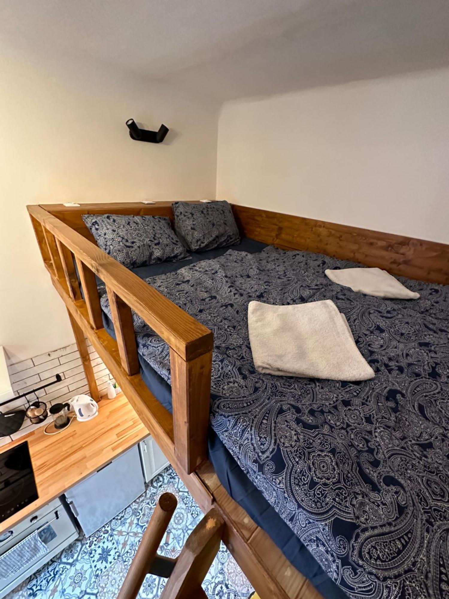 Cozy New Loft Apartment Prag Exteriör bild